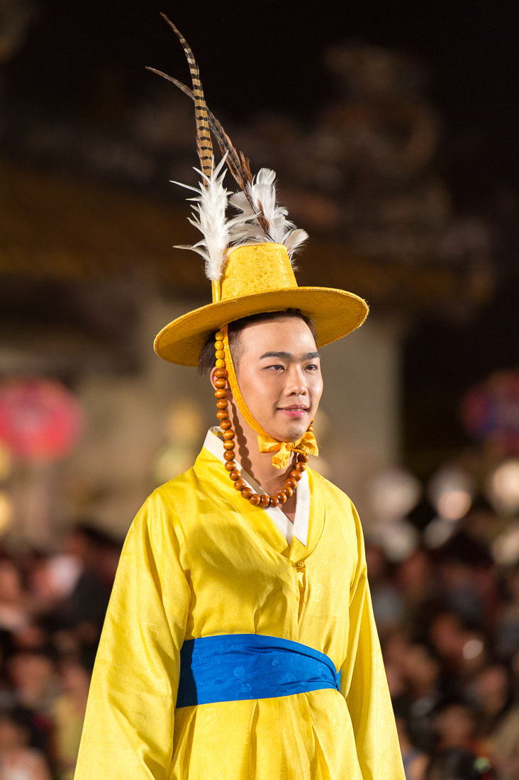 Vietnamese model wearing a Korean traditional costume during the Oriental Night at Hue Festival 2014, Thua ThienâHue Province, Viet Nam, Indochina, South East Asia.