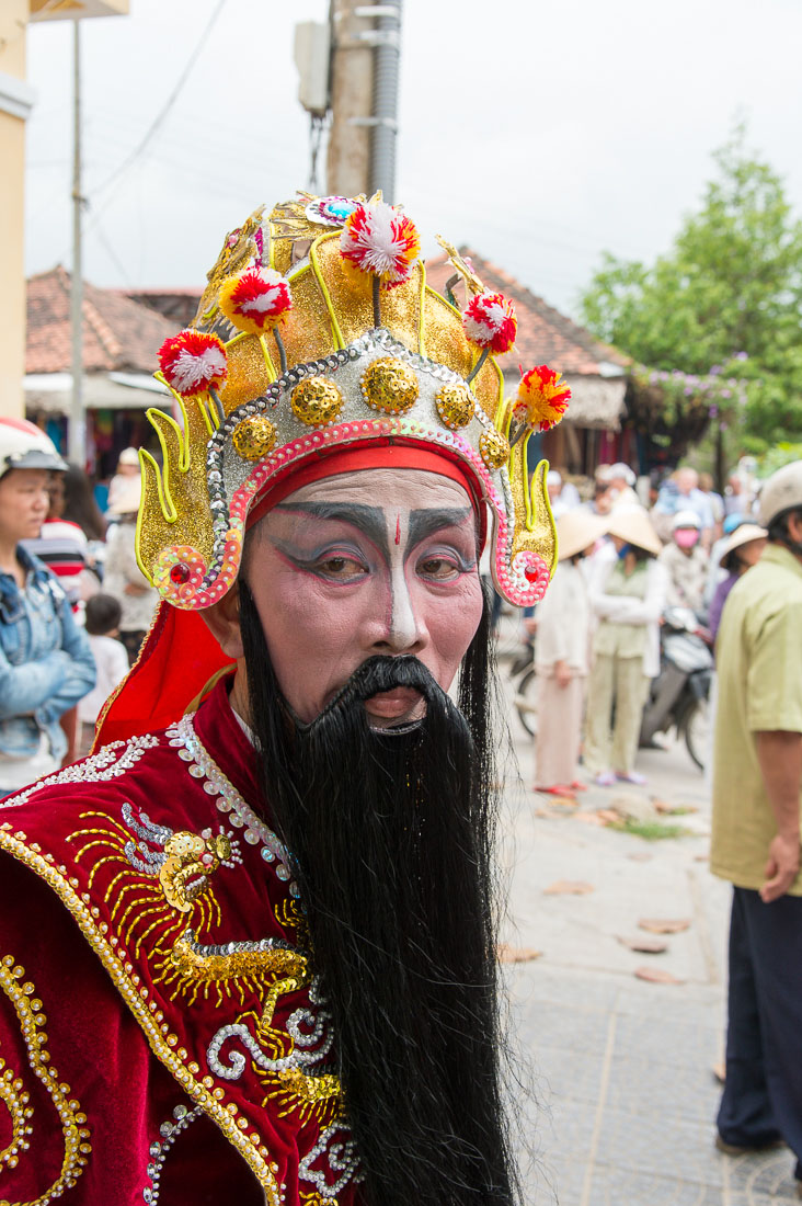 A master of a traditional Vietnamese funeral, Hoi An, Quang Nam province, Viet Nam, Indochina, South East Asia.